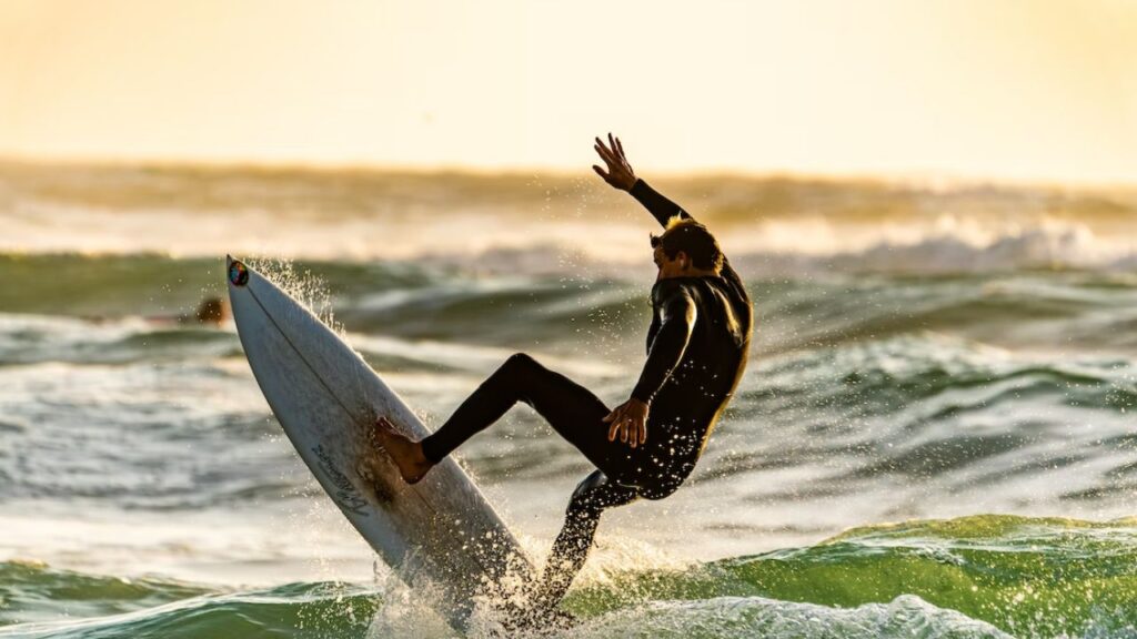 Can surfing be dangerous? Can surfing kill you?